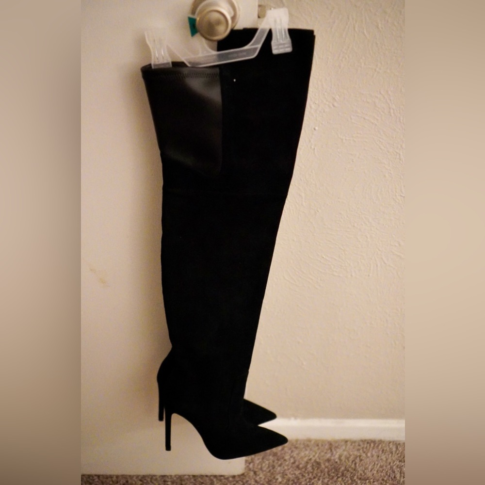 Good American NWOT Emma Thigh High Suede Boots Sz. 5